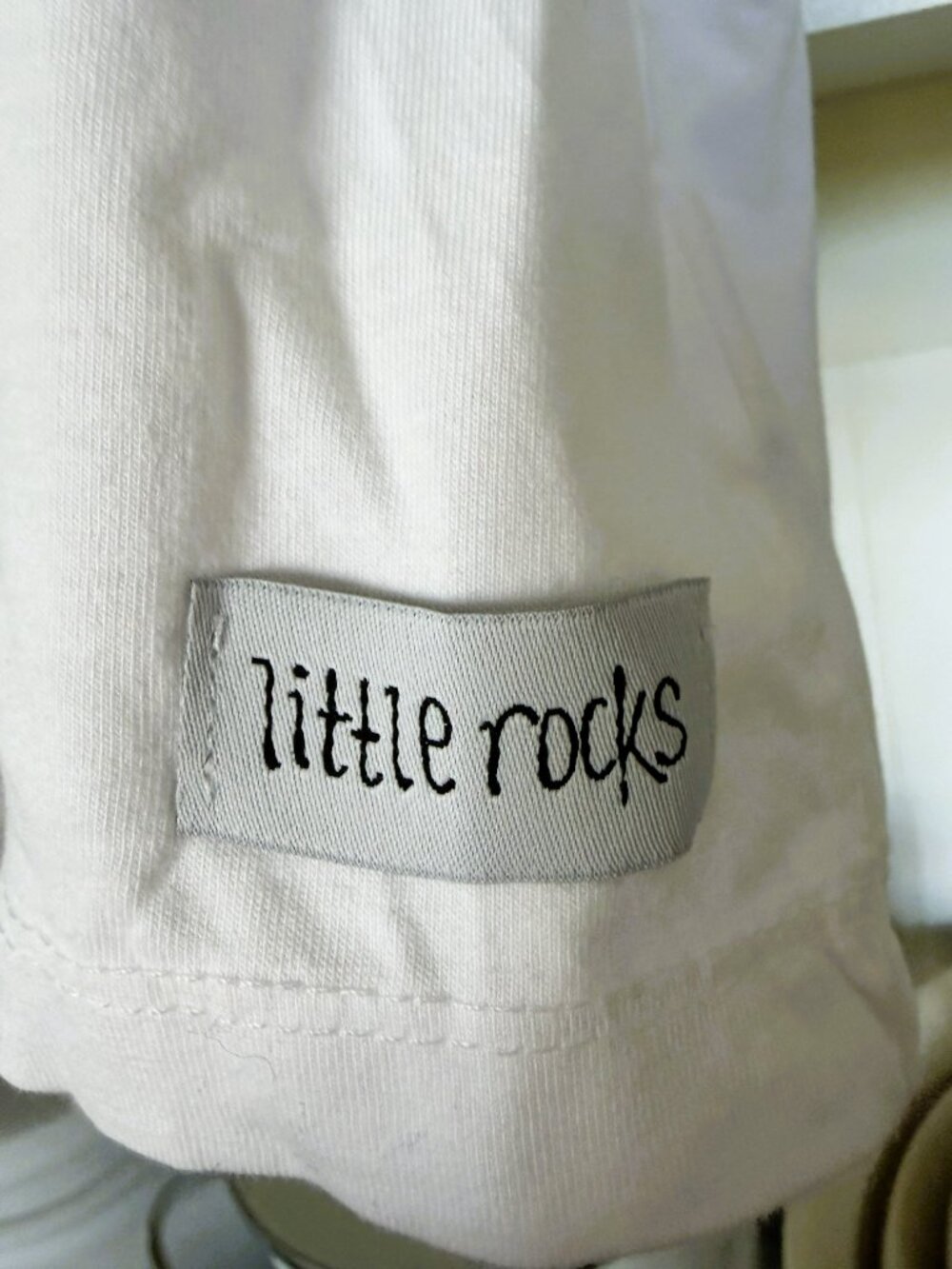 Little Rocks Cropped T-Shirt M What's for Dinner II Funky/Quirky Made in Greece - Picture 3 of 6